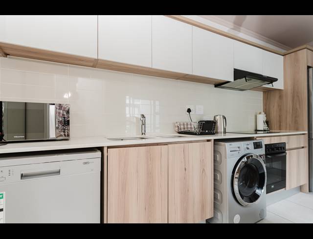 1 BEDROOM APARTMENT FOR SALE IN CROWTHORNE AH